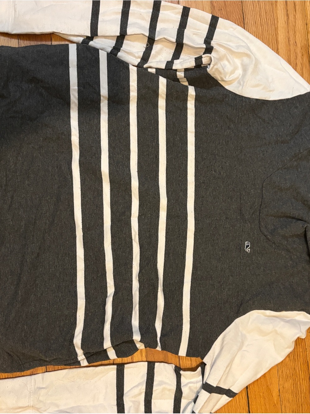Vineyard Vines Charcoal & White Striped Long-Sleeve Crewneck